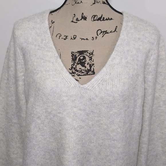 NWT CALVIN KLEIN JEANS Boxy Alpaca Blend Sweater L - Picture 3 of 10